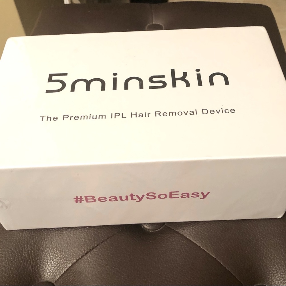 5minskin At-Home IPL Laser Hair Removal Device. New/Sealed Box. New, no tags.